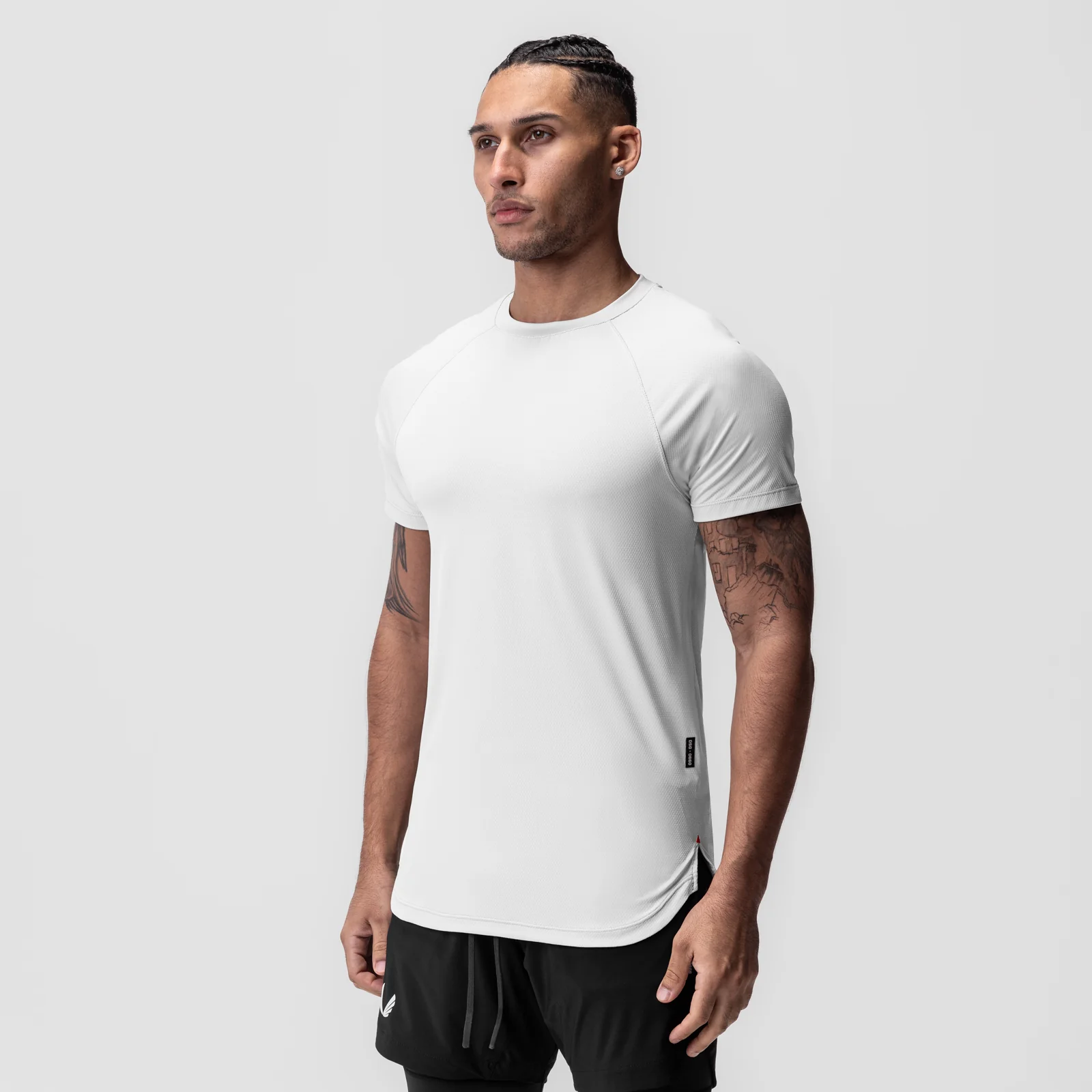 0660. AeroSilver® Established Tee - White - Image 2
