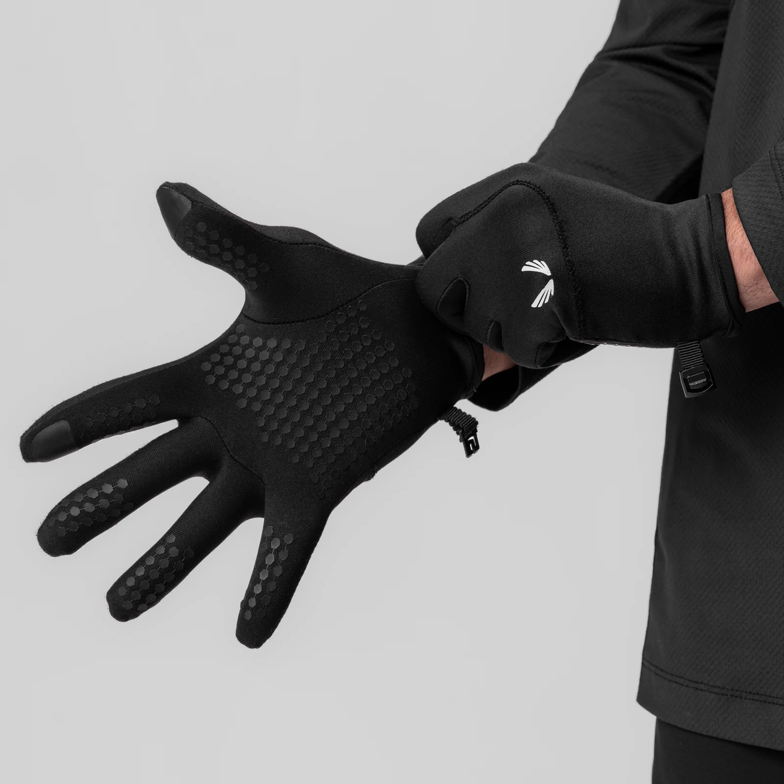 0671. Aeroheat® Lightweight Gloves - Black "Wings" - Image 3