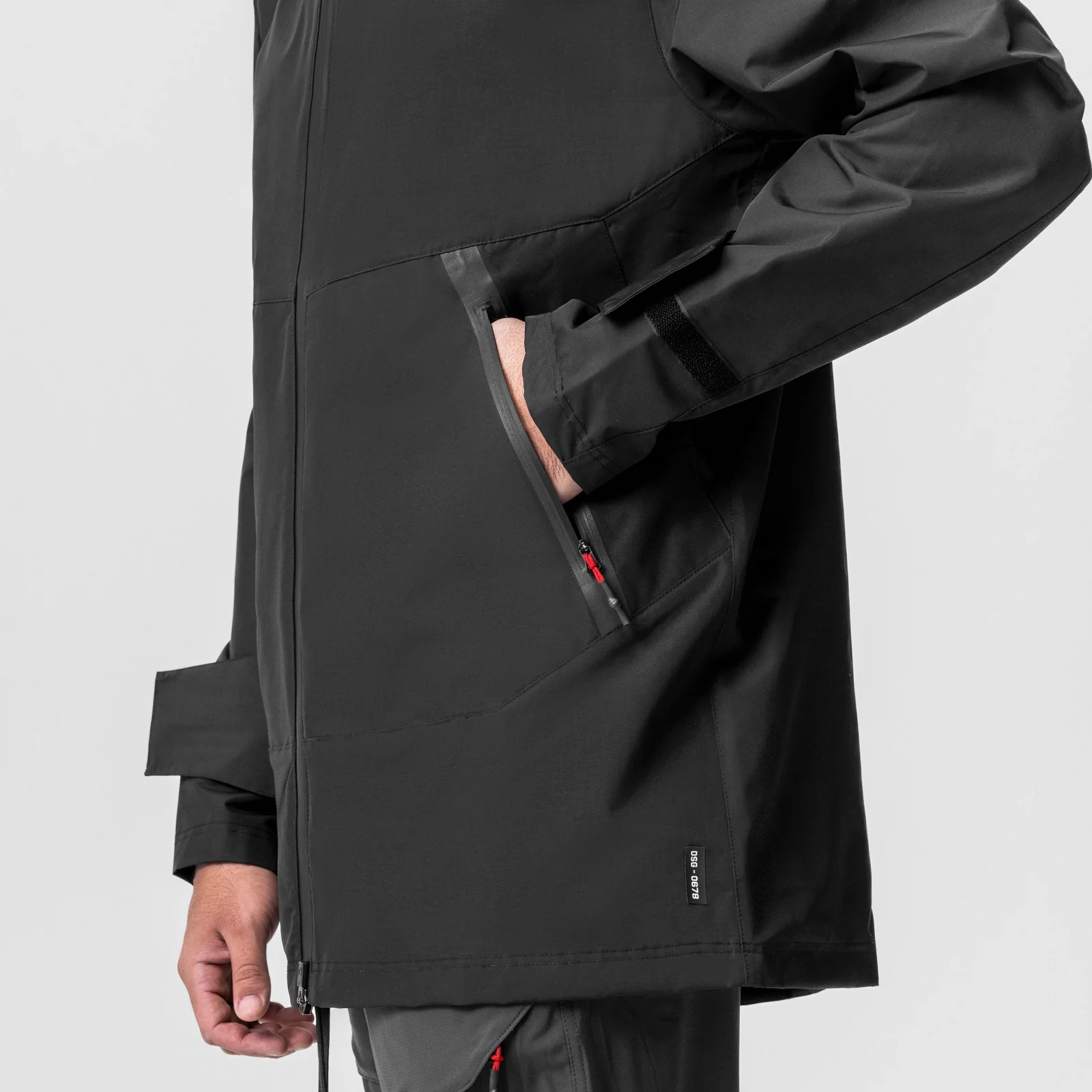 0678. Hipora® Tech Parka - Black - Image 6