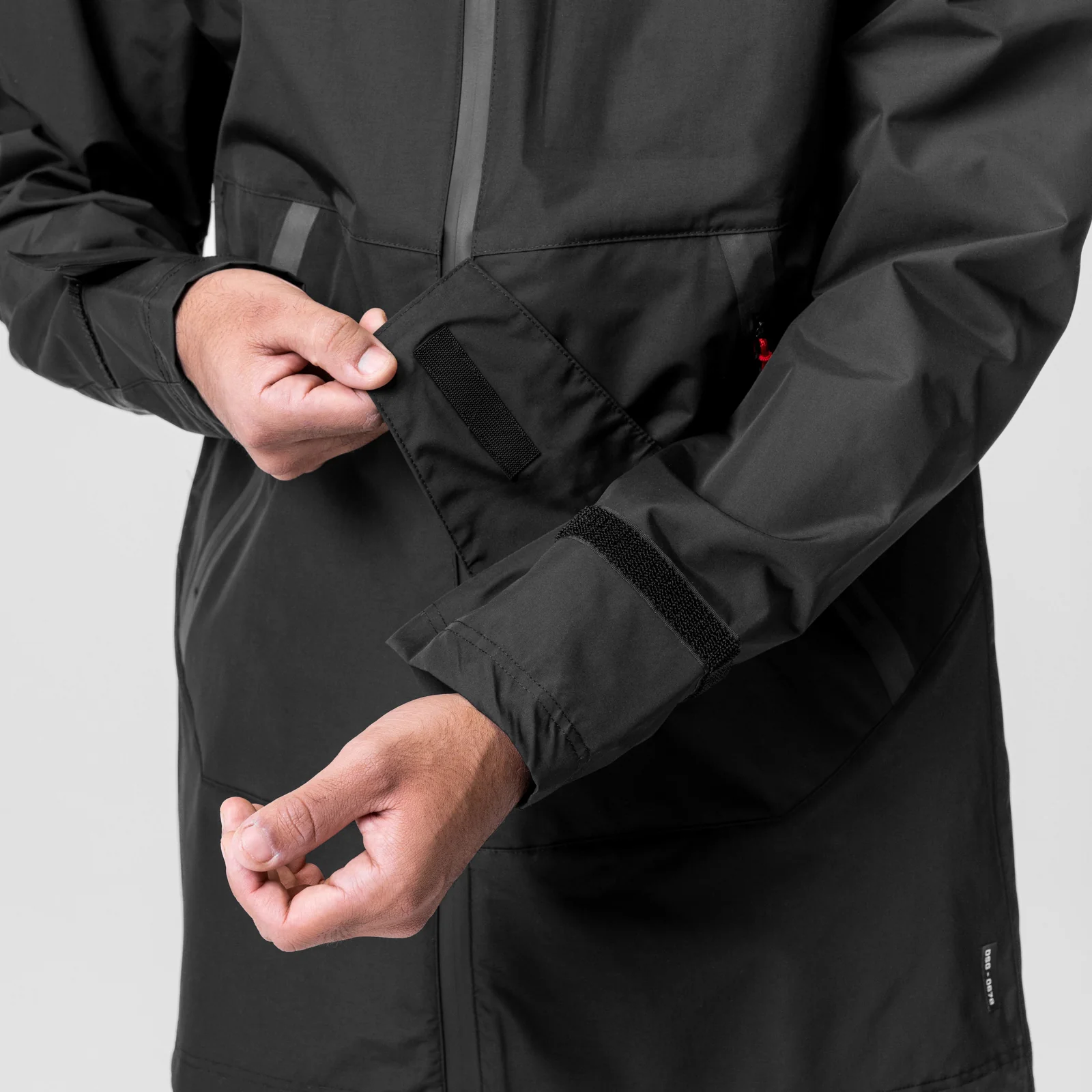 0678. Hipora® Tech Parka - Black - Image 7