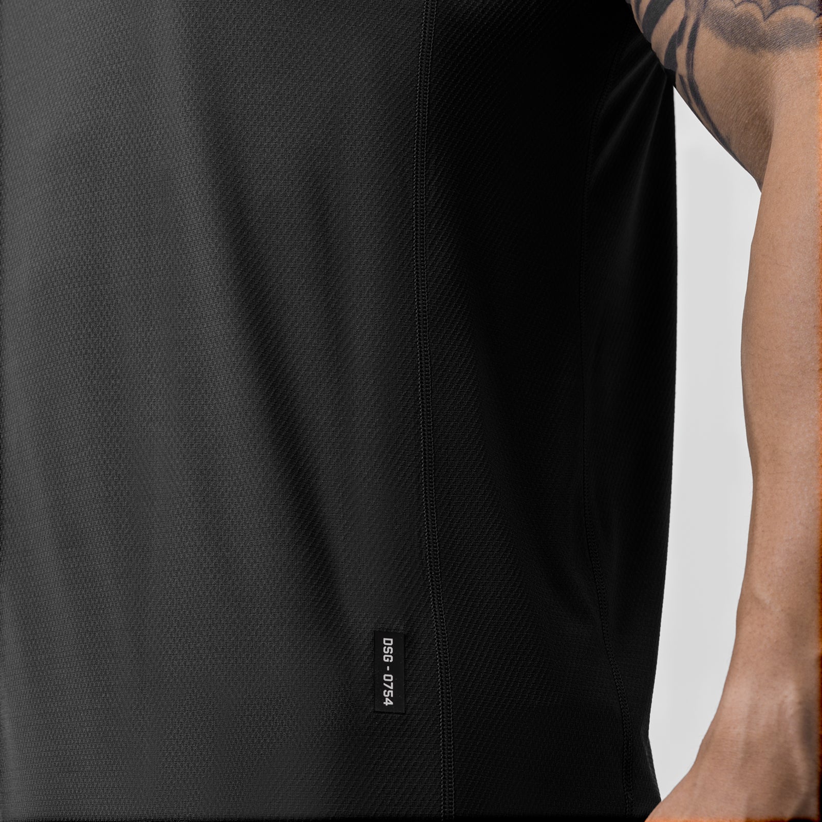 0754. AeroSilver® Training Singlet - Black - Image 5