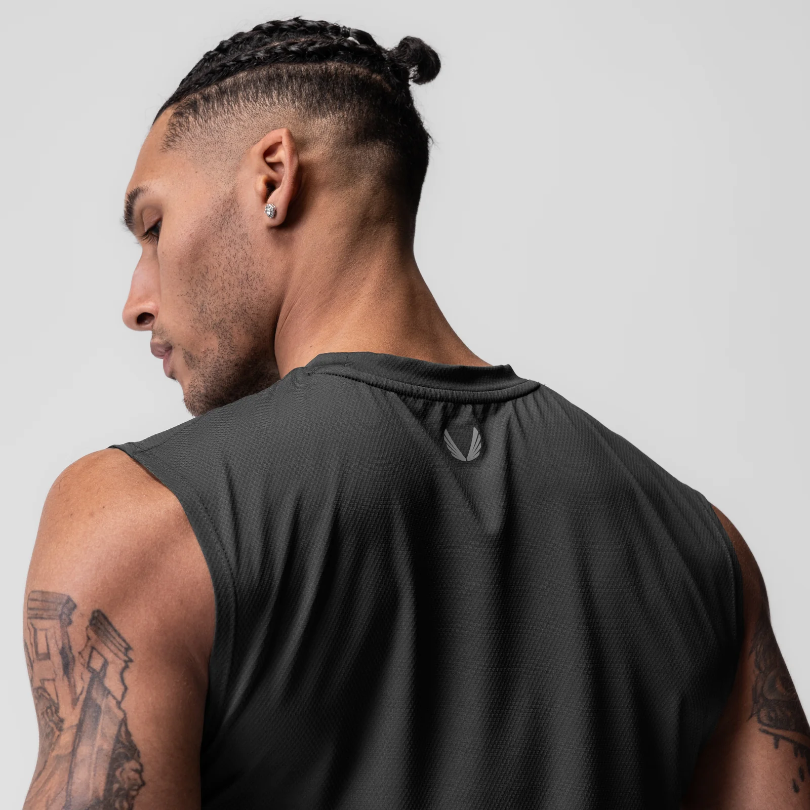 0757. AeroSilver® Cutoff Tank - Space Grey - Image 4