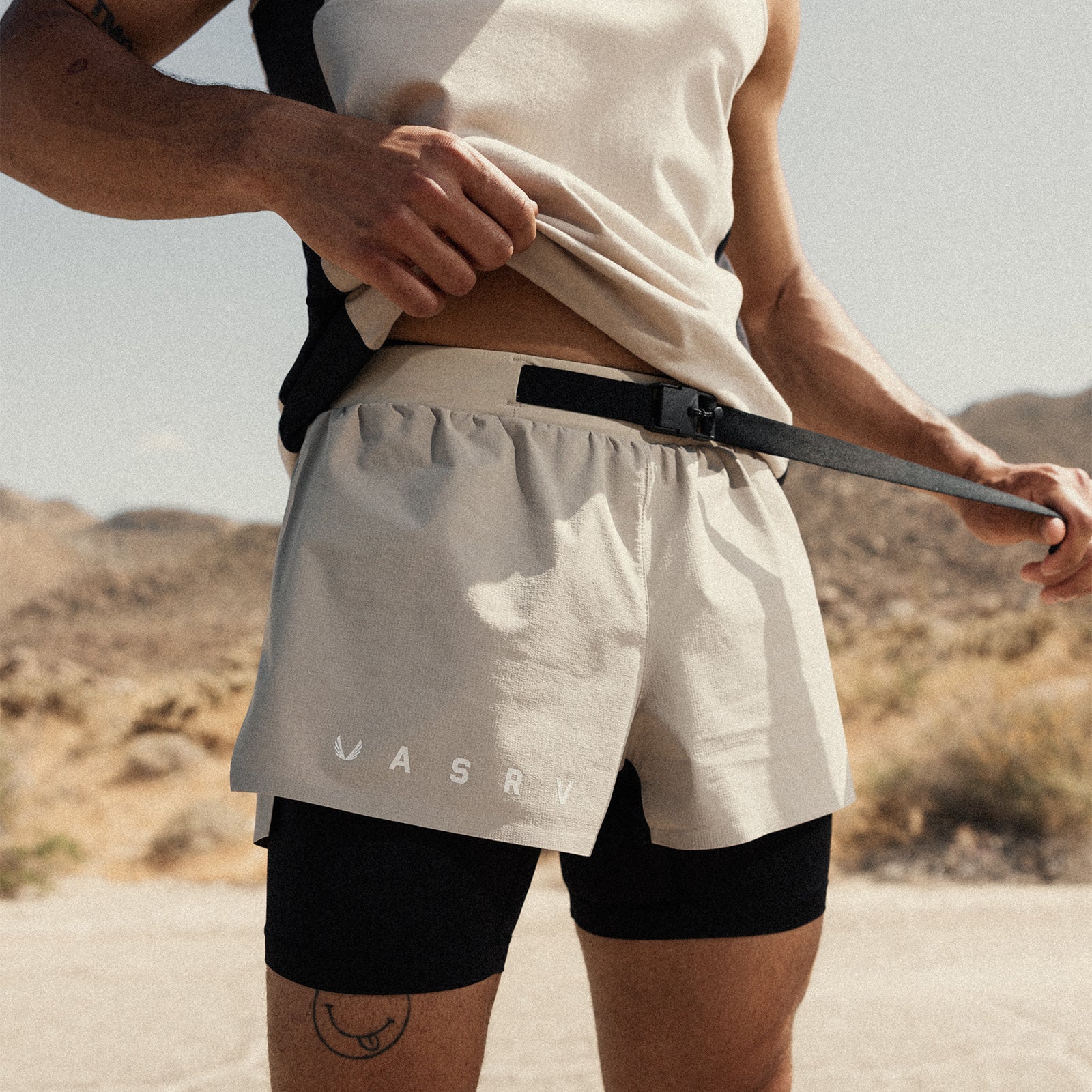 0786. Ripstop 3" Belt Pack Short - Beige/Black - Image 8