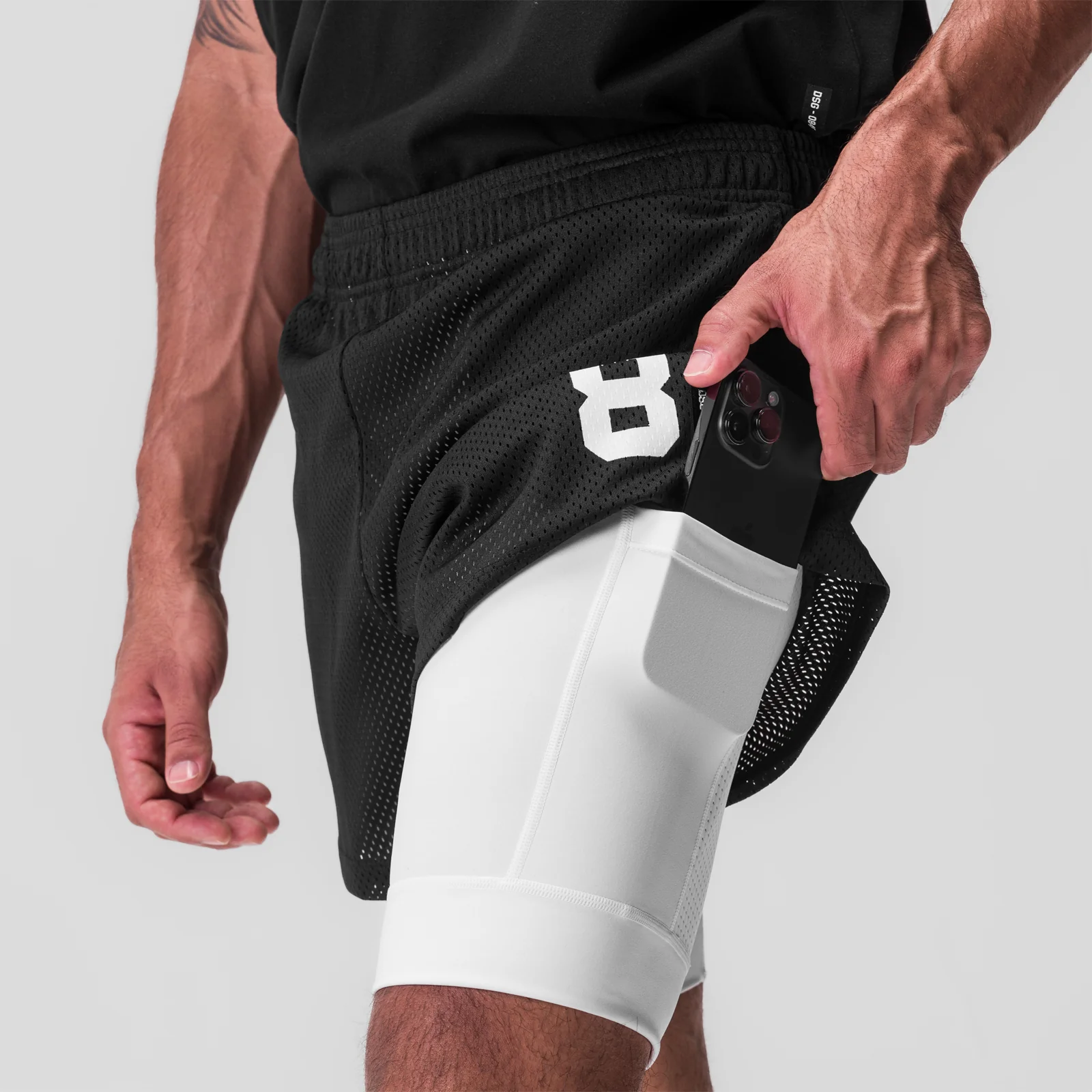 0848. SilverPlus™ Mesh 5" Liner Short - Black/White - Image 6
