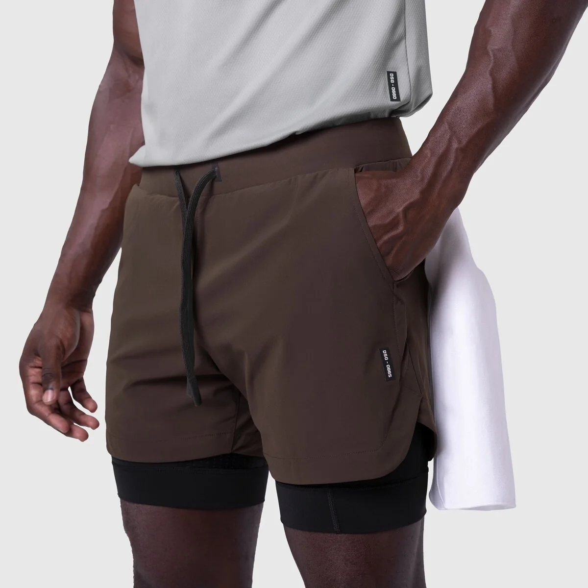 0865. Tetra-Lite® 5" Liner Short - Dark Earth "Wings"/Black - Image 2