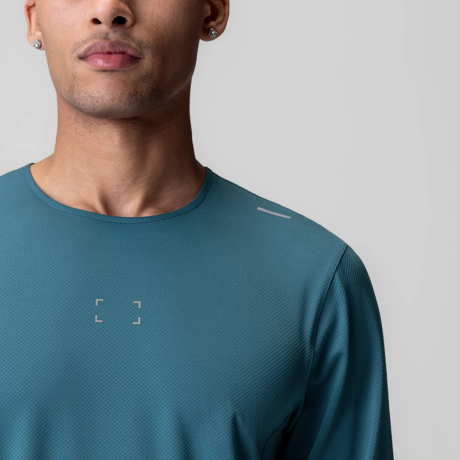 0907. AeroSilver® Training Long Sleeve - Storm "Space Bracket" - Image 4