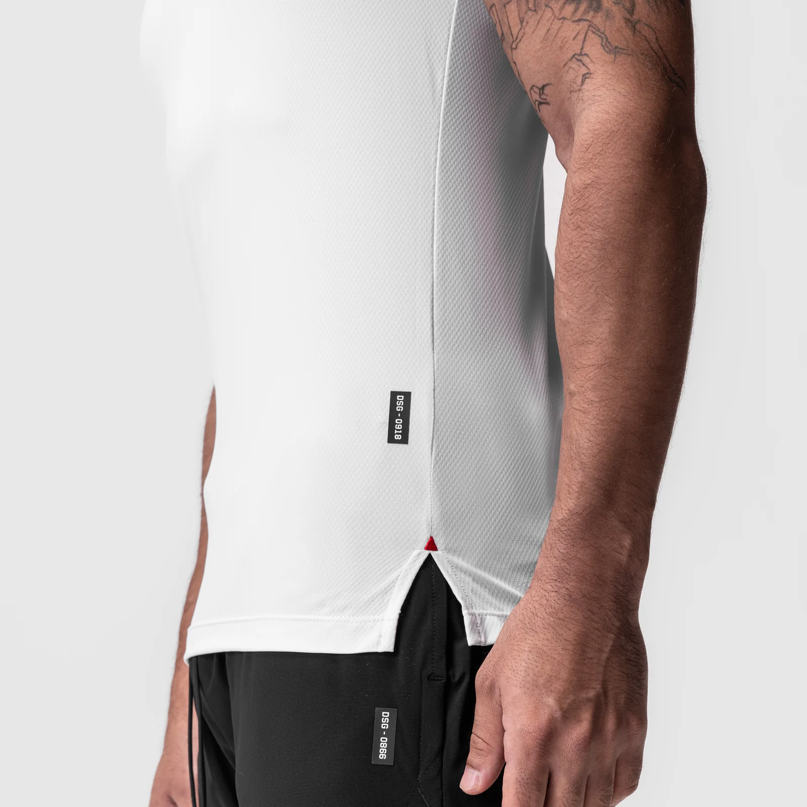 0918. AeroSilver® Fitted Tee - White - Image 5