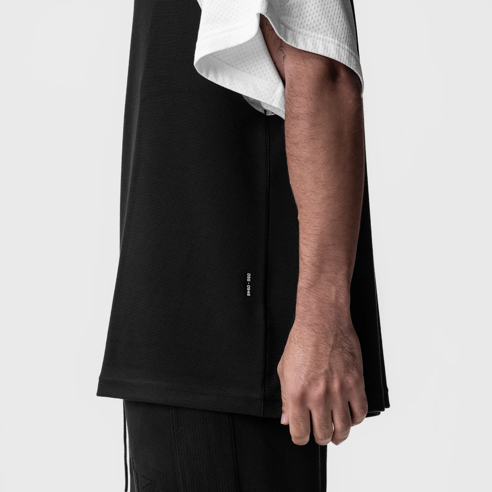 0946. Waffle Knit Oversized Tee - Black/White - Image 6