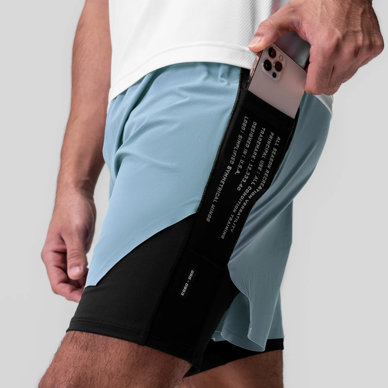 0953. Aerotex™ Hybrid Liner Short - Light Sky/Black - Image 4