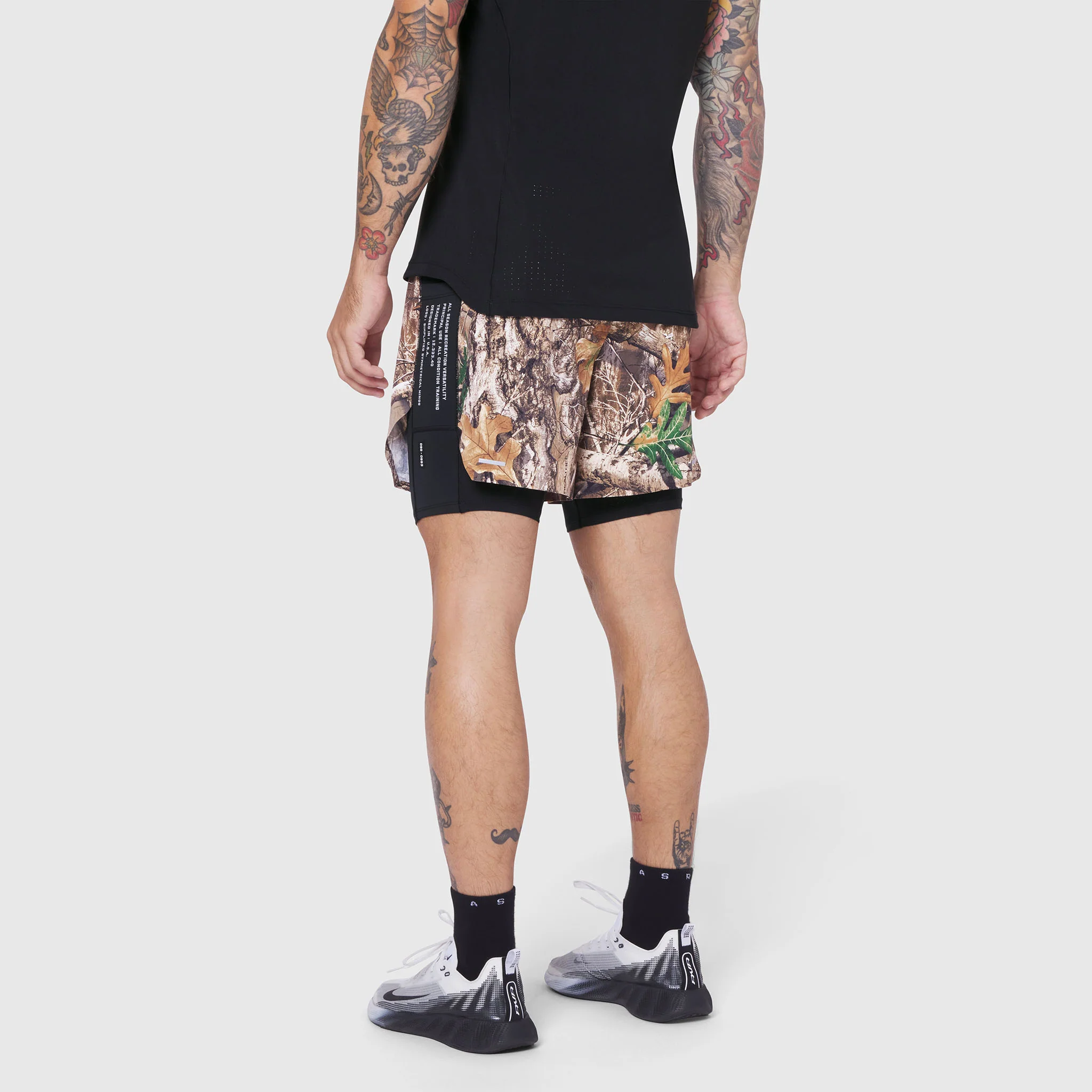 0953. Aerotex™ Hybrid Liner Short - Realtree® Edge - Image 3