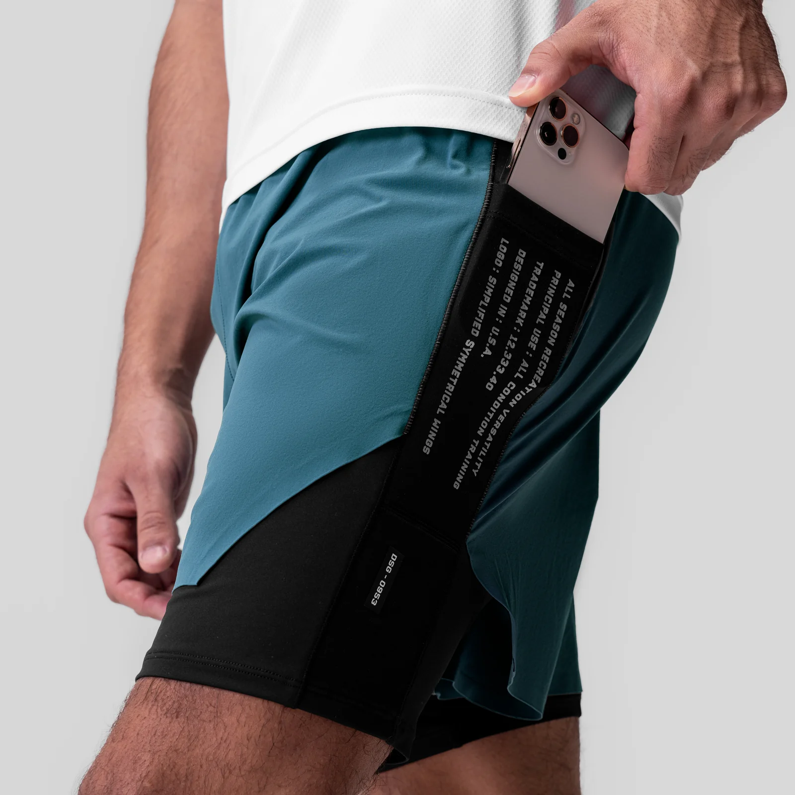 0953. Aerotex™ Hybrid Liner Short - Storm/Black - Image 4