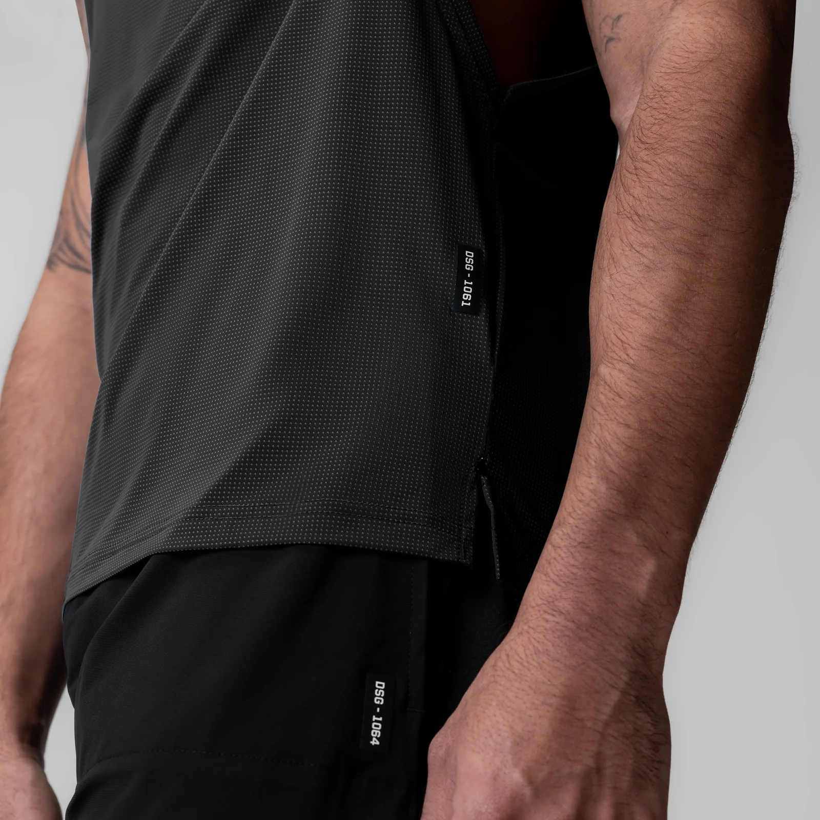 1061. Ice-Skin™ Muscle Tank - Black - Image 5