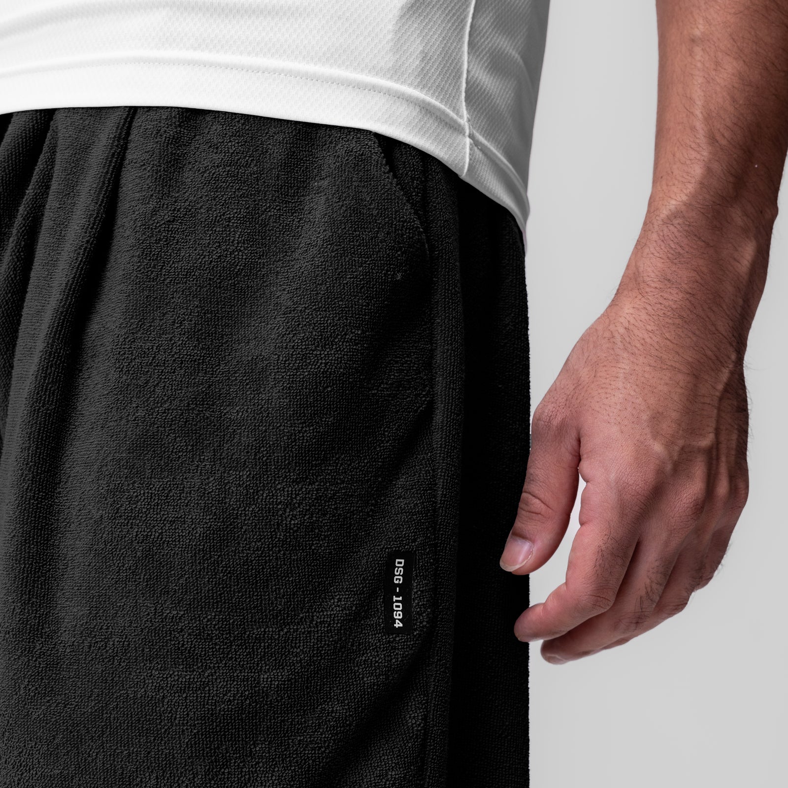 1094. Towel Terry Relaxed Short - Black - Image 4