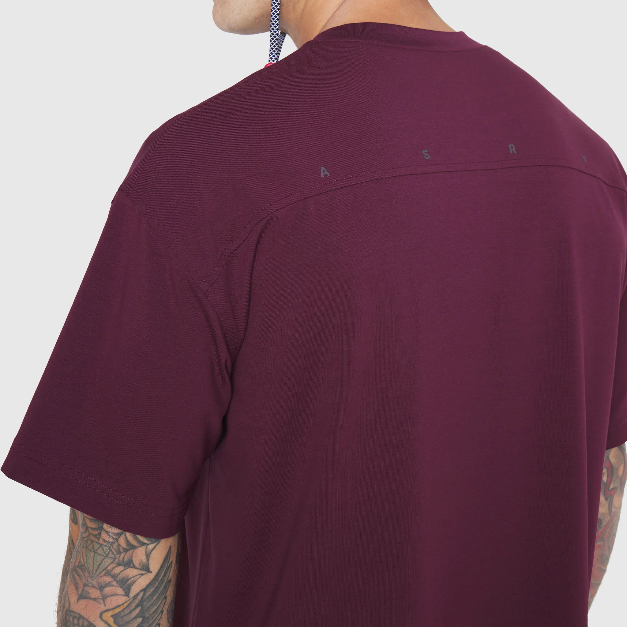 1186. SUPIMA® Ice-Skin™ Reversible Tee - Merlot/Black - Image 6