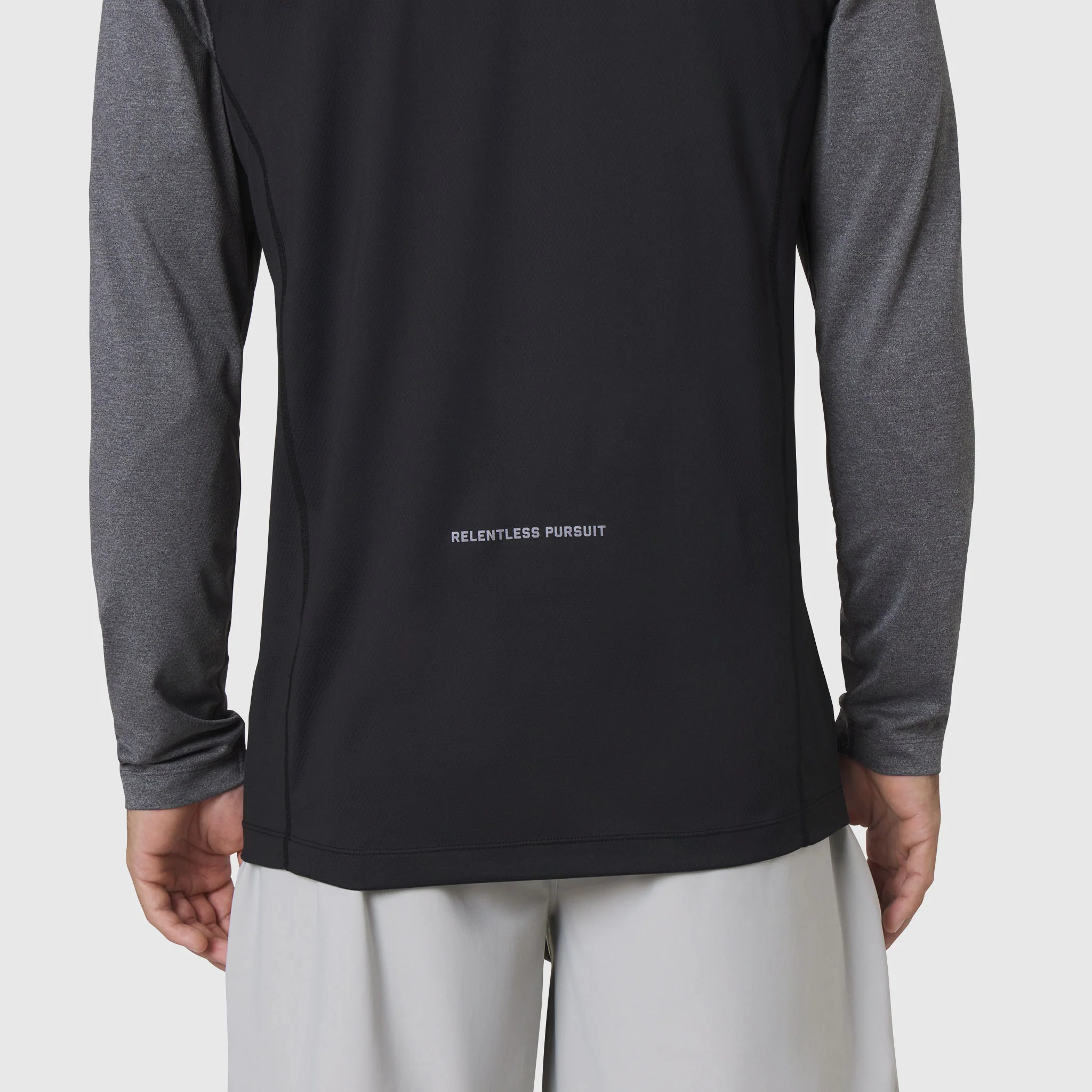 1190. AEROSILVER® UPF50+ Run Long Sleeve - Black - Image 5