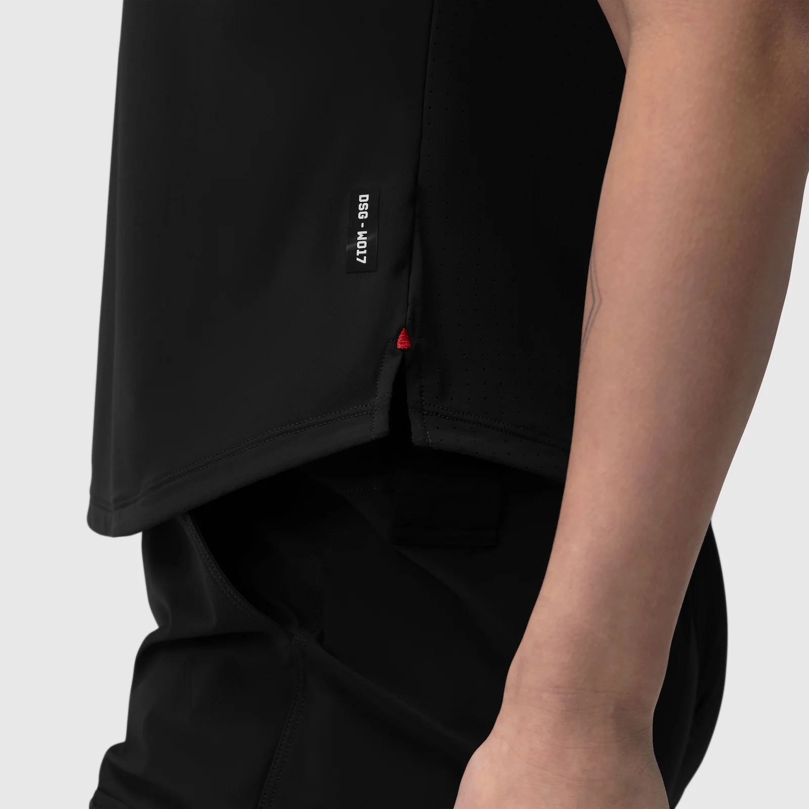 W017. Laser-Vent™ Established Tee - Black - Image 12