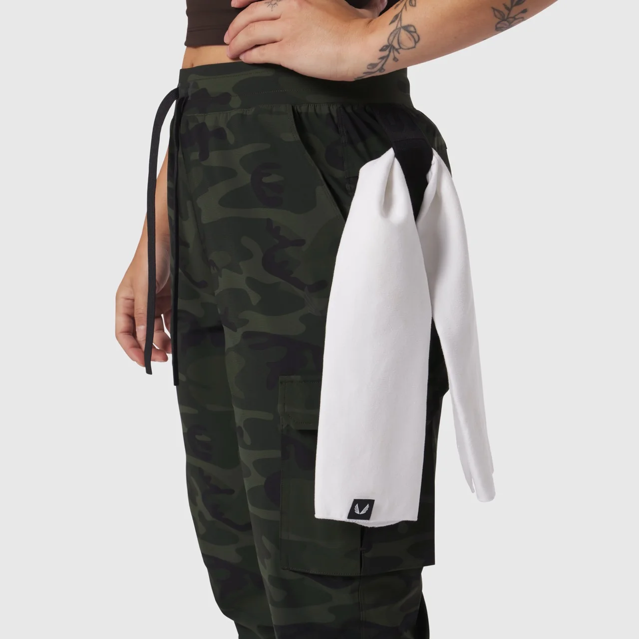 W032. Tetra-Lite® Cargo High Rib Jogger - Dark Camo - Image 2