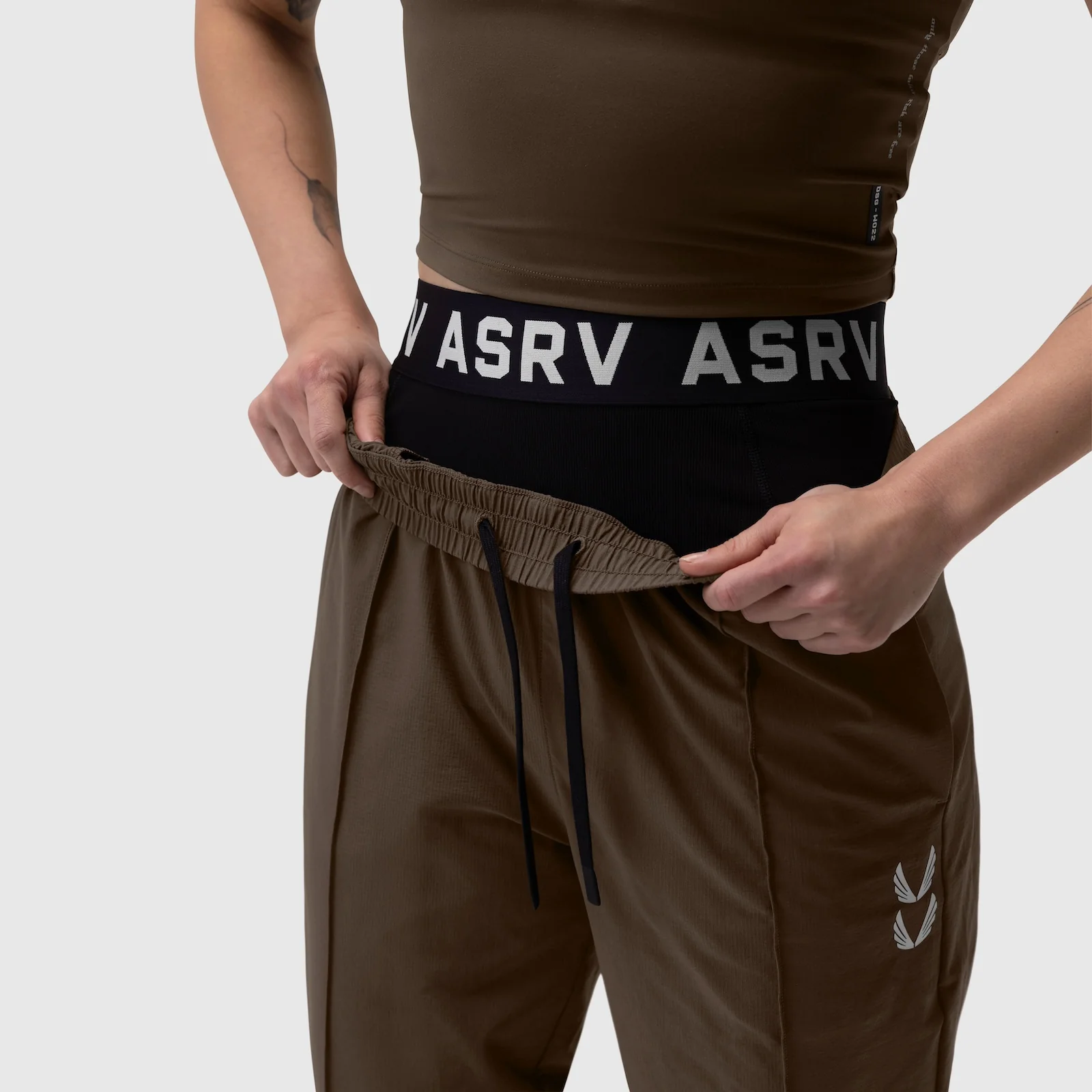W036. Ripstop Relaxed Track Pant - Dark Earth - Image 4