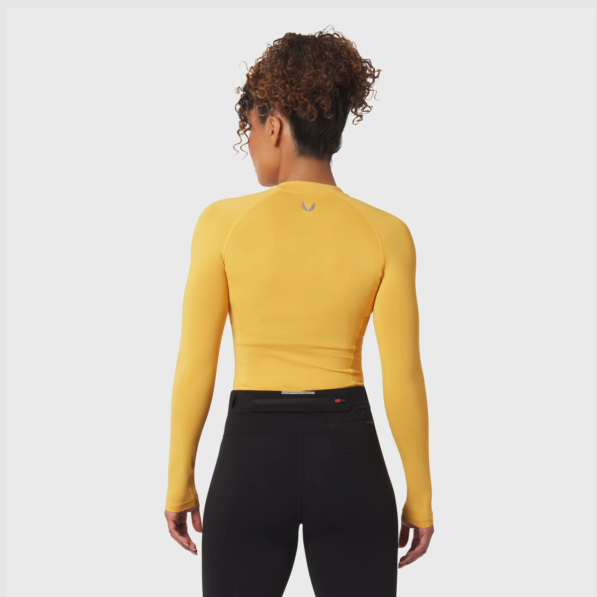 W058. LYCRA® ADAPTIV Baselayer Longsleeve - Amber - Image 3