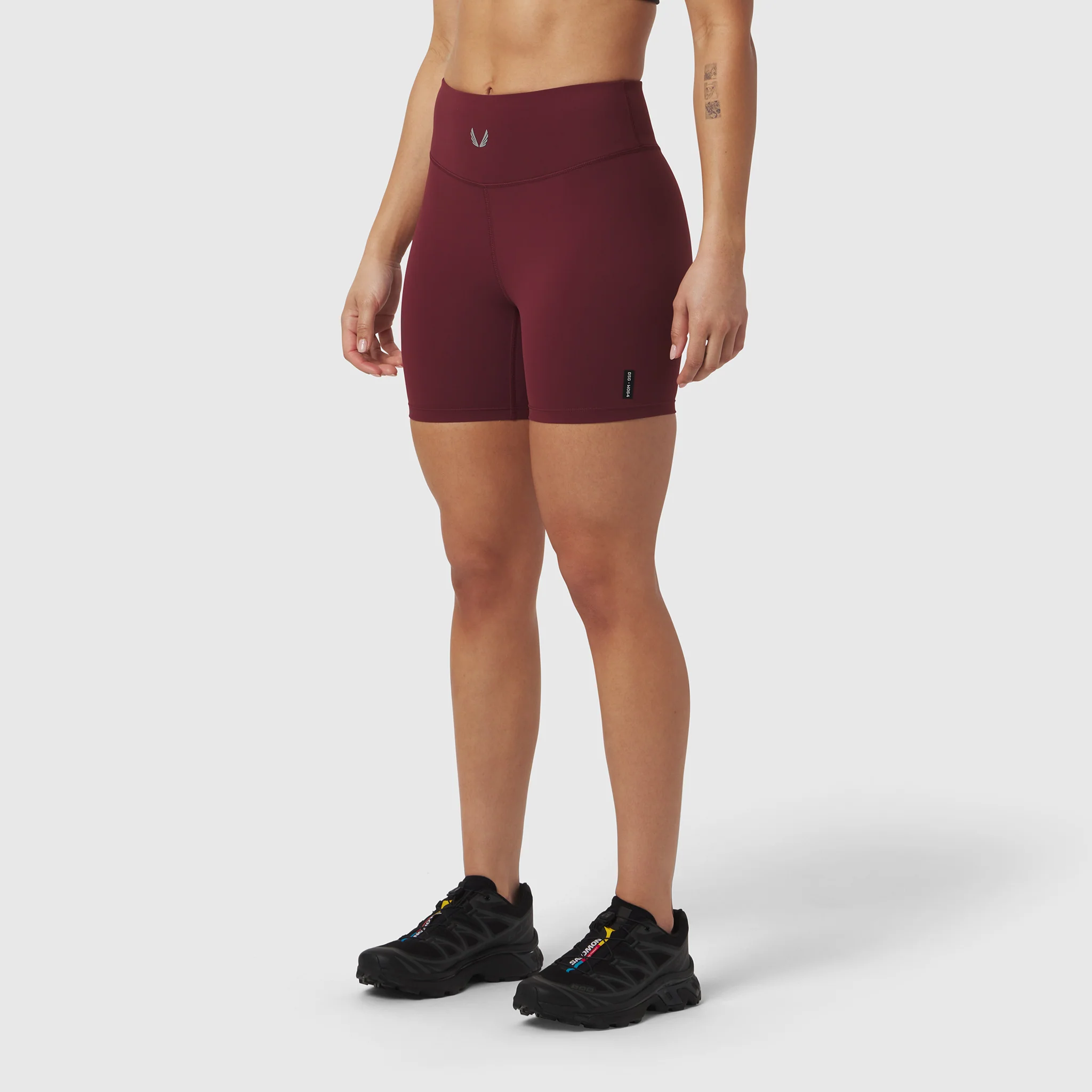 W064. LYCRA® ADAPTIV Biker Short - Crimson - Image 2