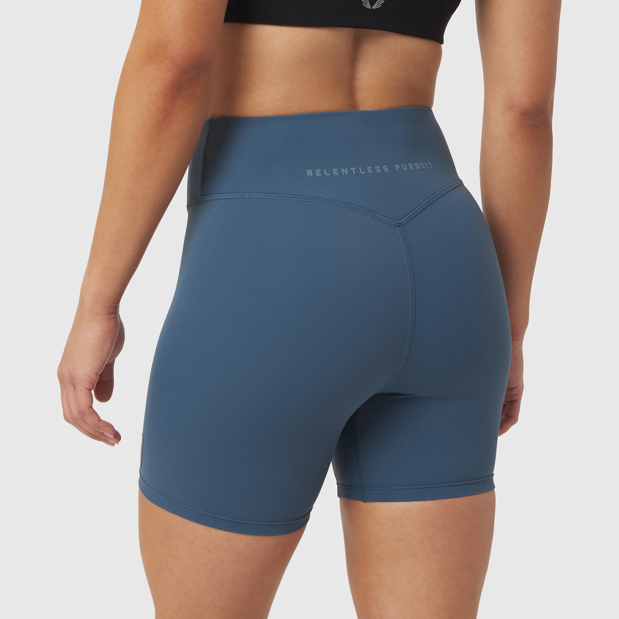 W064. LYCRA® ADAPTIV Biker Short - Storm - Image 4