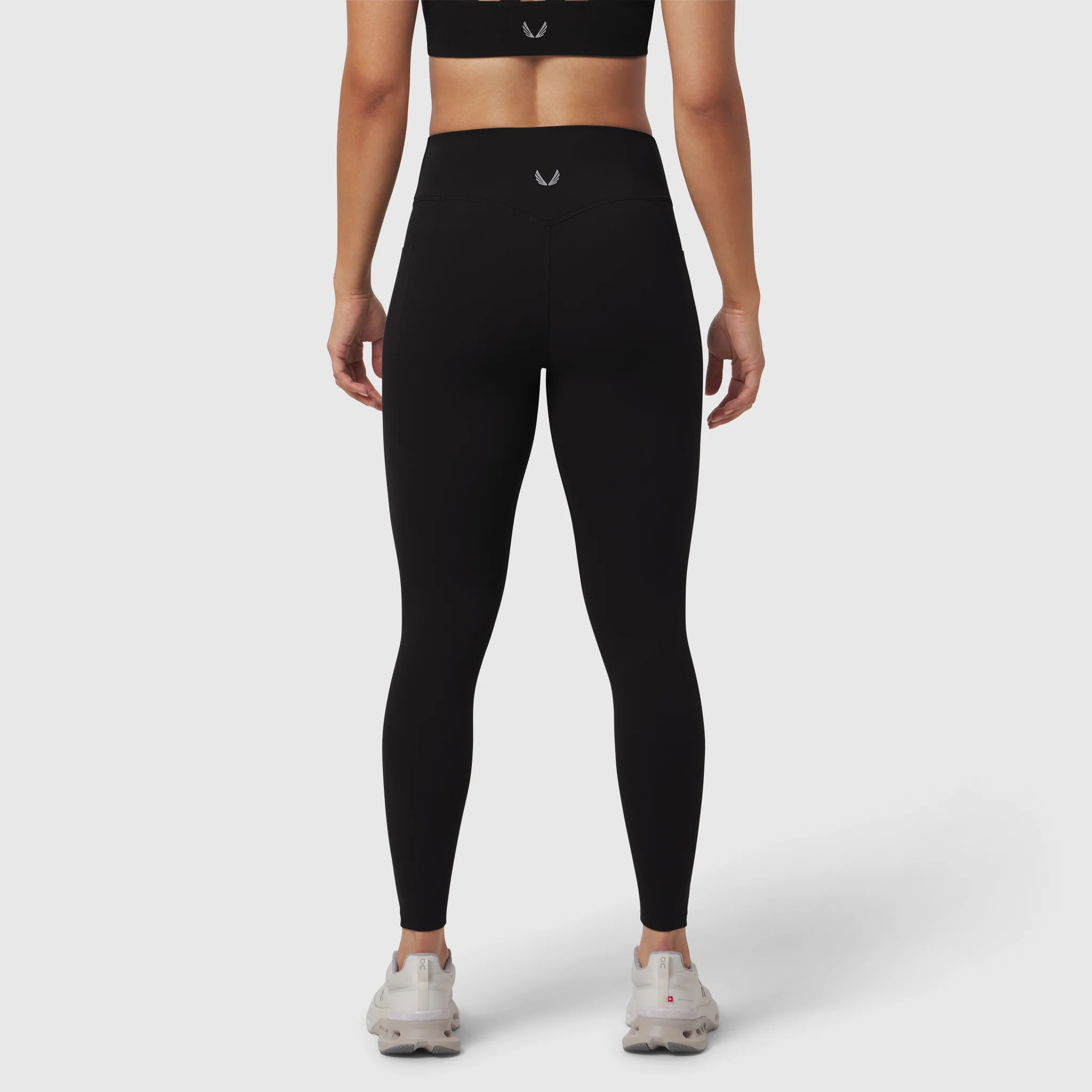 W072. LYCRA® ADAPTIV 4 Pocket Legging - Black - Image 4