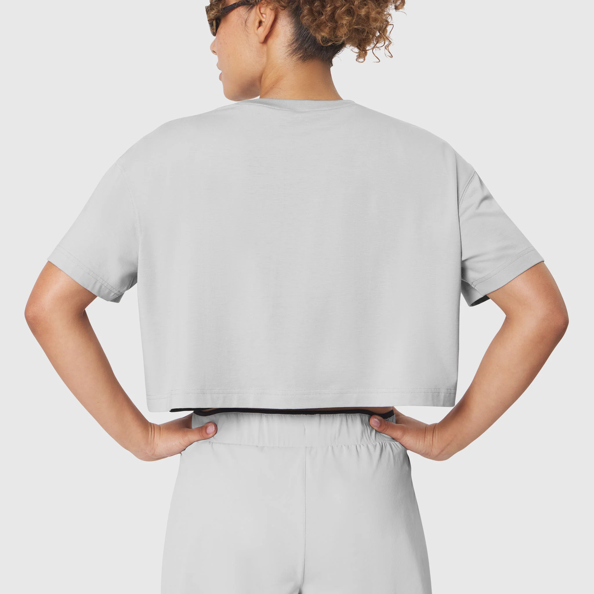 W082. SUPIMA® Ice-Skin™ Reversible Crop Tee - Slate Grey/Black - Image 7