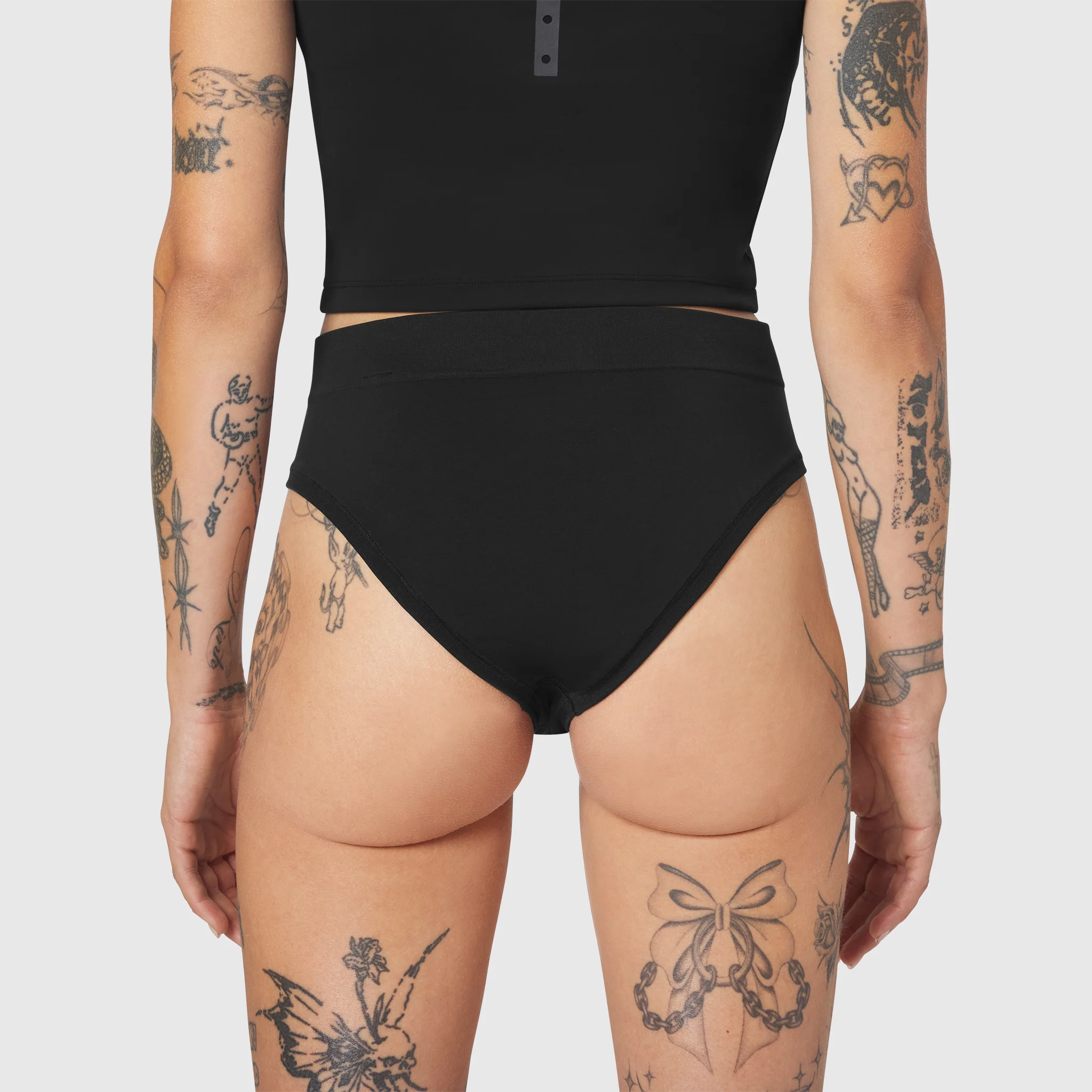 W098. LYCRA® ADAPTIV Seamless Underwear - Black - Image 4