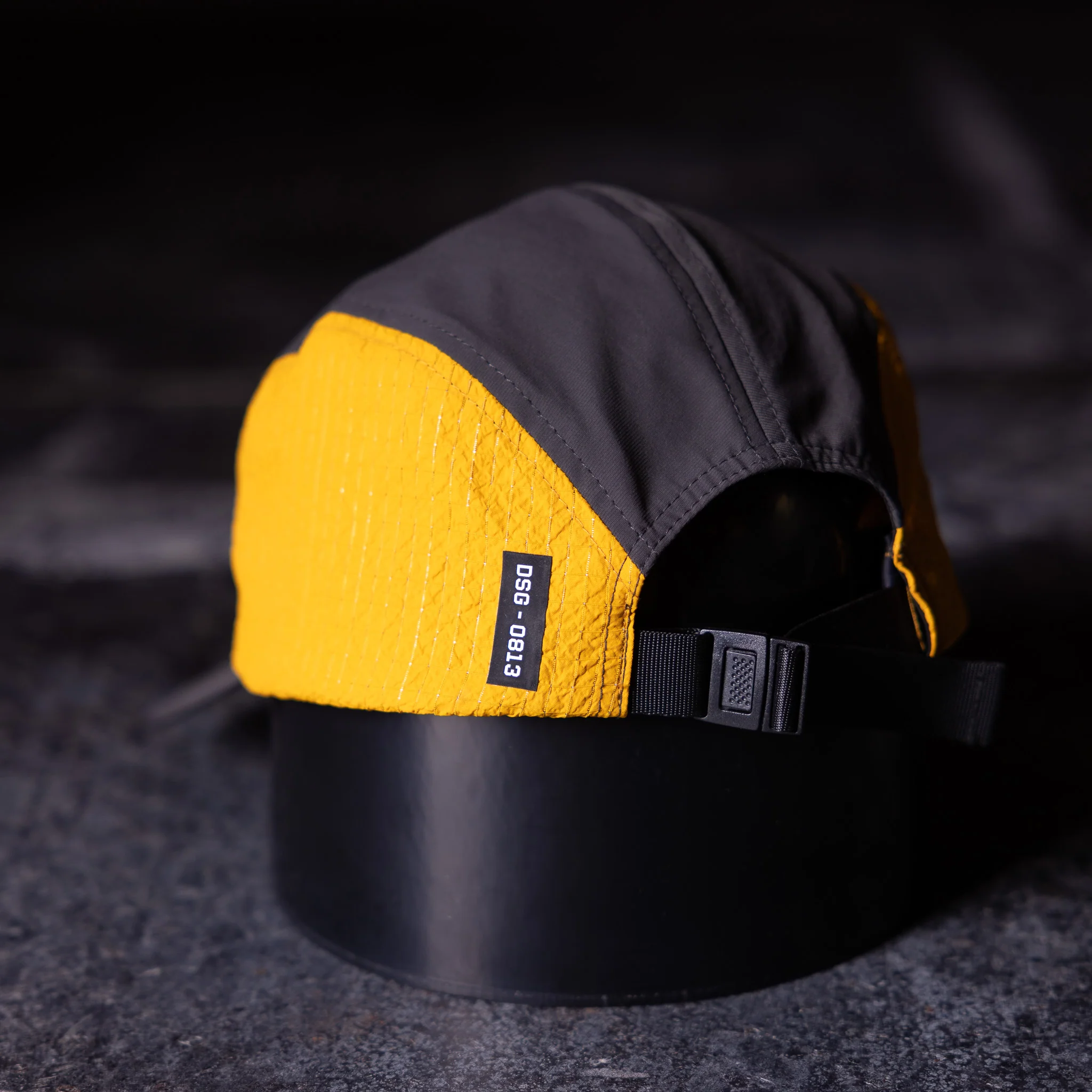 WN'23 Two Tone 5 Panel Hat - OS - Unreleased - Image 3
